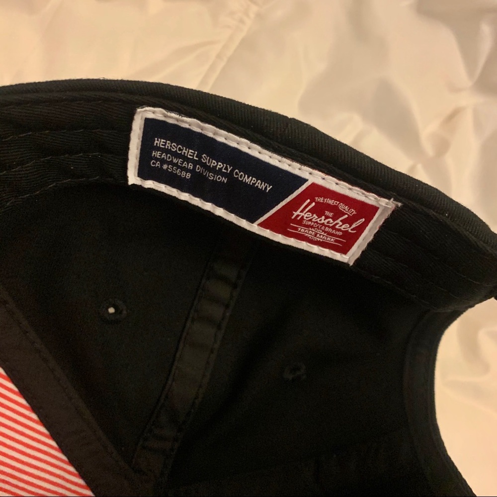 ::SOLD:: NWOT! Herschel Sylas Baseball Hat - Picture 7 of 8